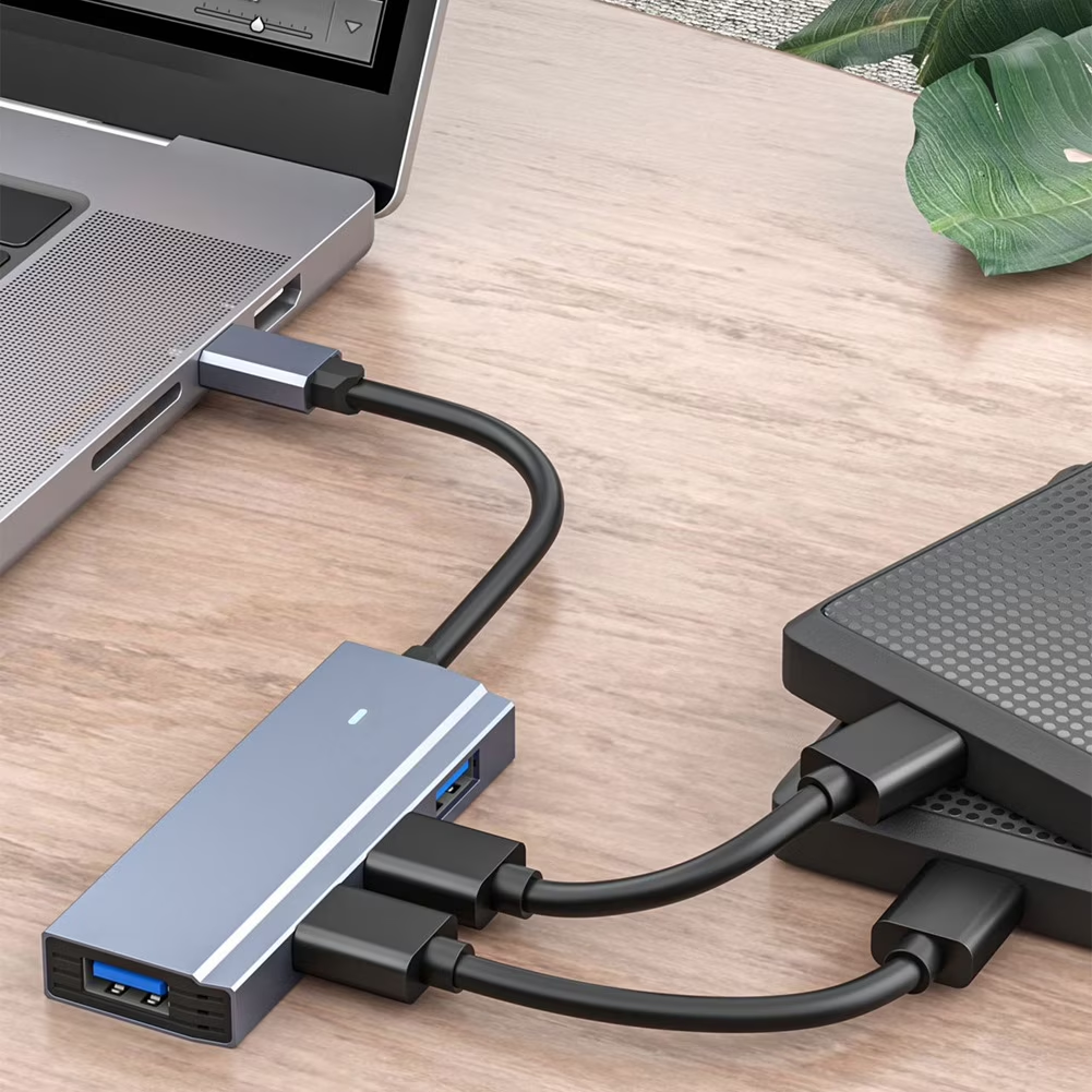 USB C Hub 4 in 1 with 4 Port USB 3.0 5Gbps High-Speed Adapter Compatible with Windows 10/8/8.1/7 / Vista / XP and Mac OS X, Linux and Chrome OS.